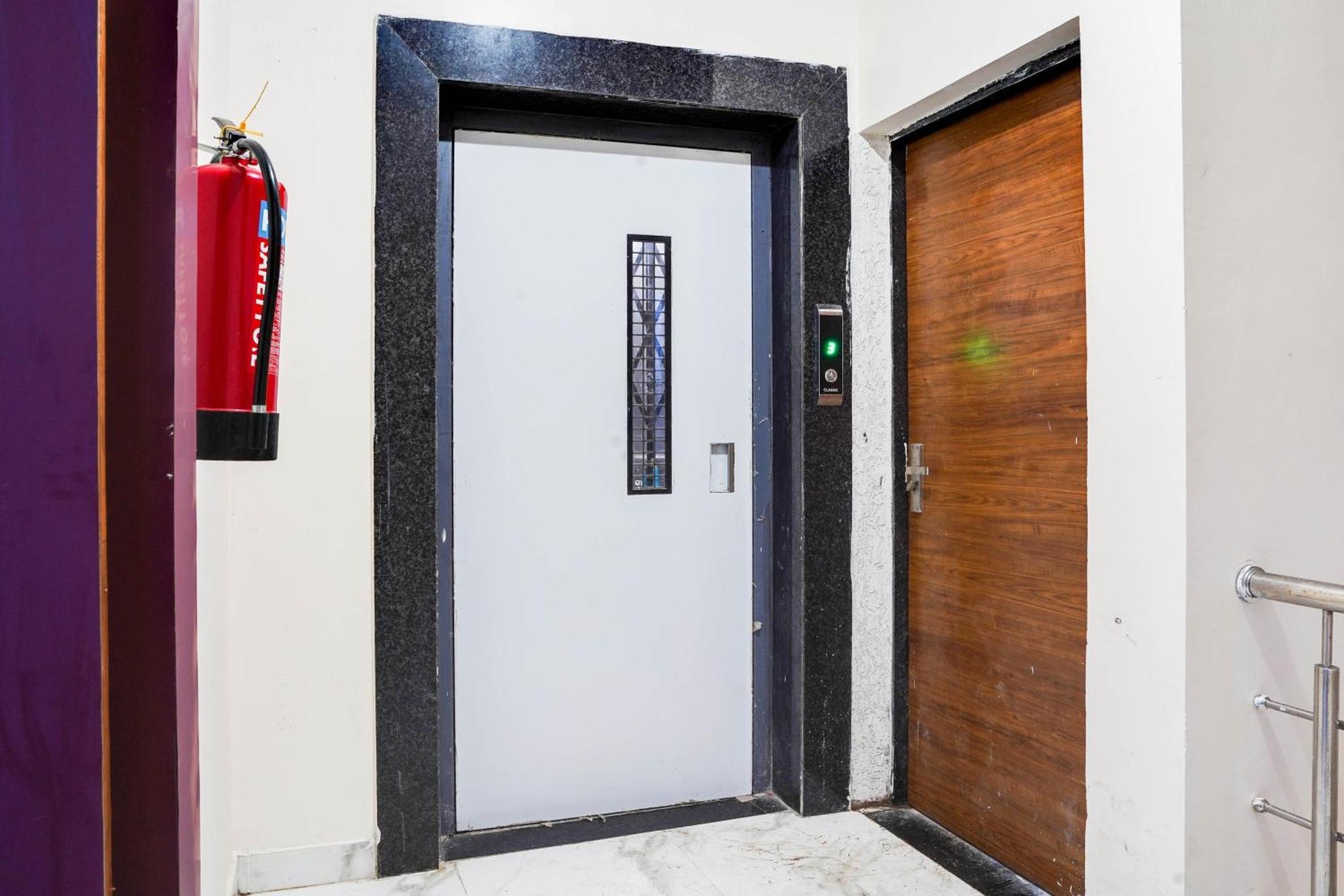 Hotel O Anjaney Palace Bhopal Dış mekan fotoğraf